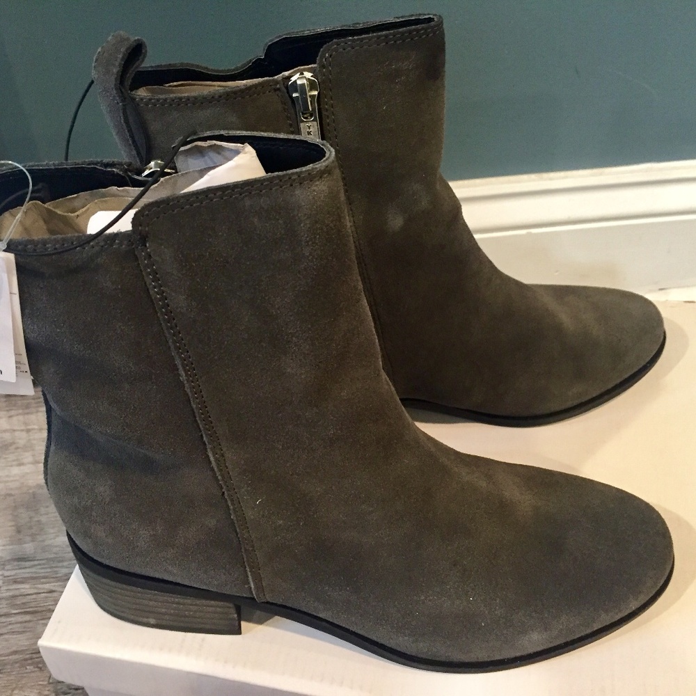 Womens Brand New GAP Boots